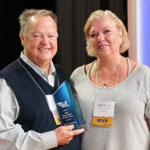 CSEA President Danny Donohue presents Madison County Local President and CSEA PEOPLE Committee Chair Betty Jo Johnson with the PEOPLE Recruiter of the Year Award.