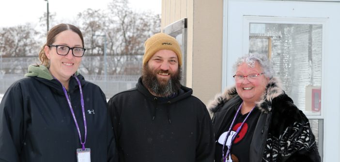 Union, management working to keep St. Lawrence Psych workers warm