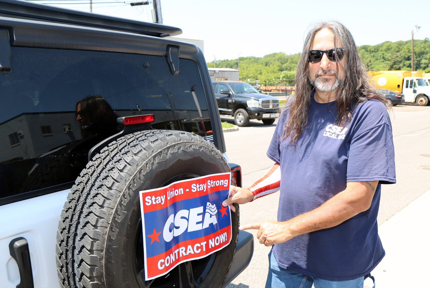 Members leverage public support for contract campaign - CSEA NY